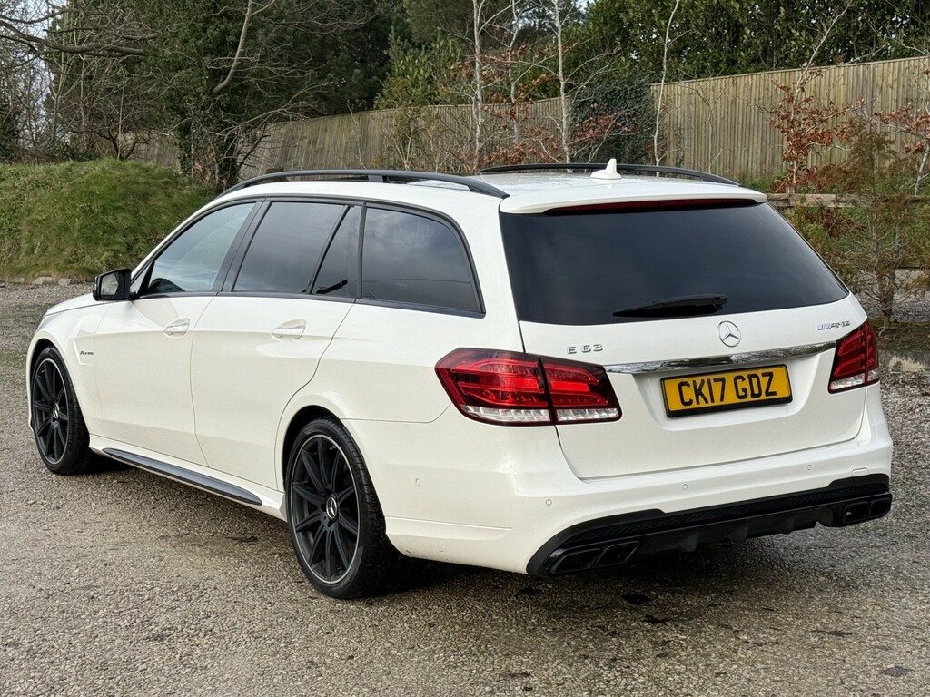 Mercedes-Benz E Class 5.5 E63 V8 Biturbo Amg White #4