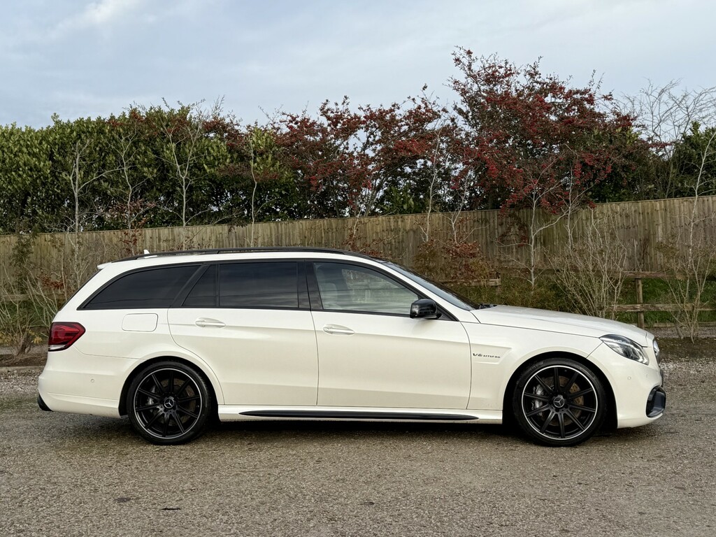 Mercedes-Benz E Class 5.5 E63 V8 Biturbo Amg White