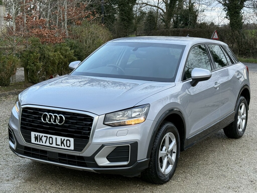 Audi Q2 1.6 Tdi 30 Technik Silver #3