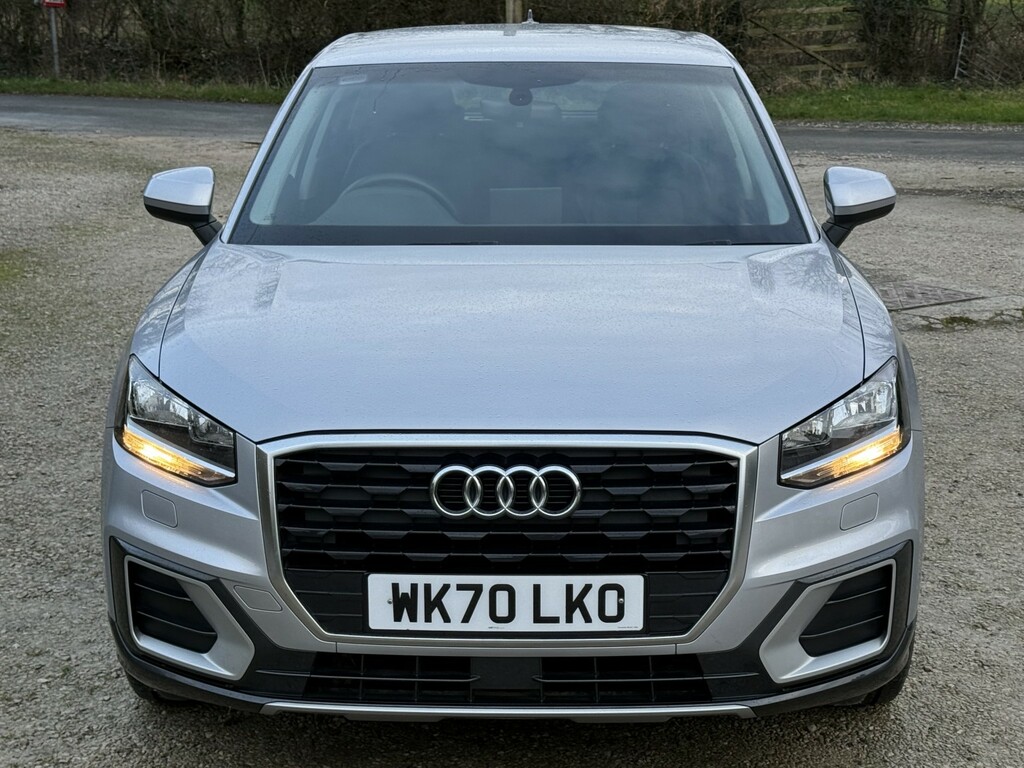 Audi Q2 1.6 Tdi 30 Technik Silver #6