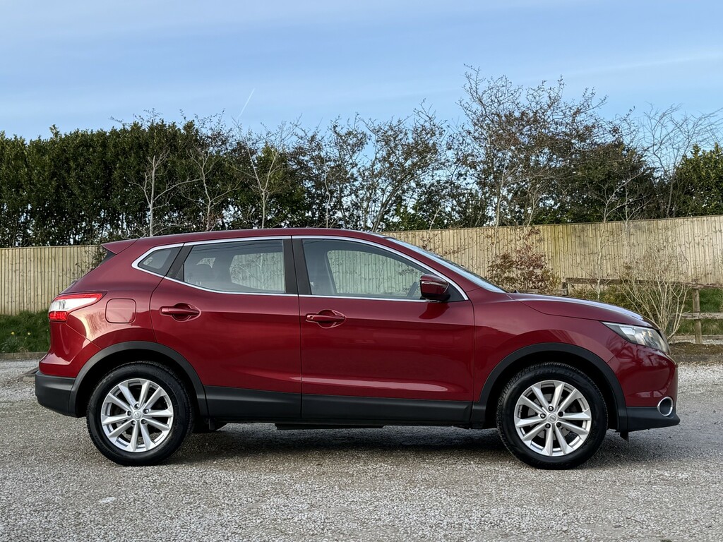 Nissan Qashqai 1.5 Dci Acenta KP14OPO Red #2