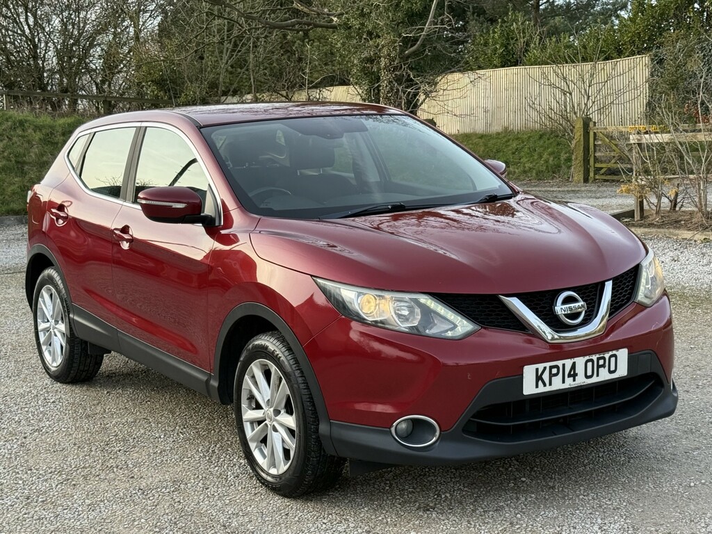 Nissan Qashqai 1.5 Dci Acenta Red