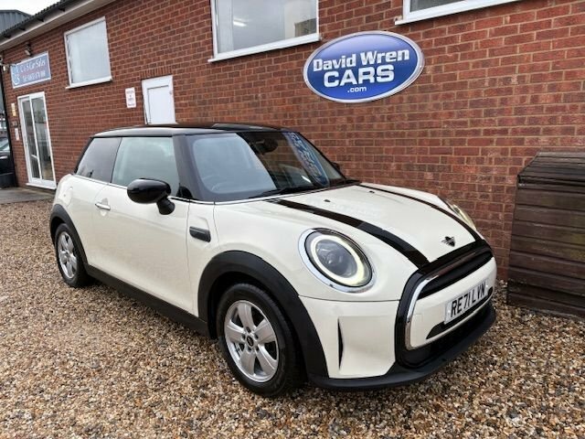 Mini Hatch 1.5 Cooper Classic Hatchback RE71LVN White #5