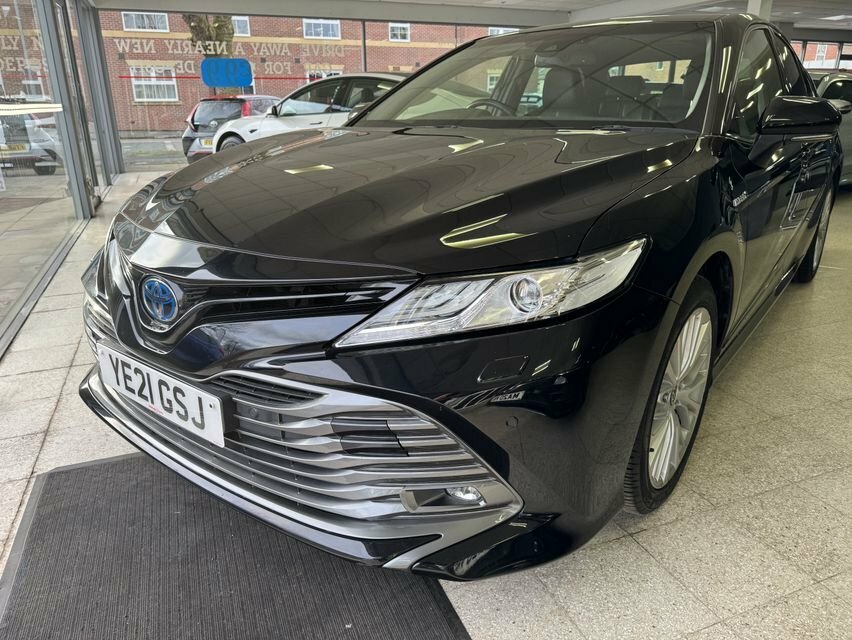 Toyota Camry 2.5L Excel Black #3