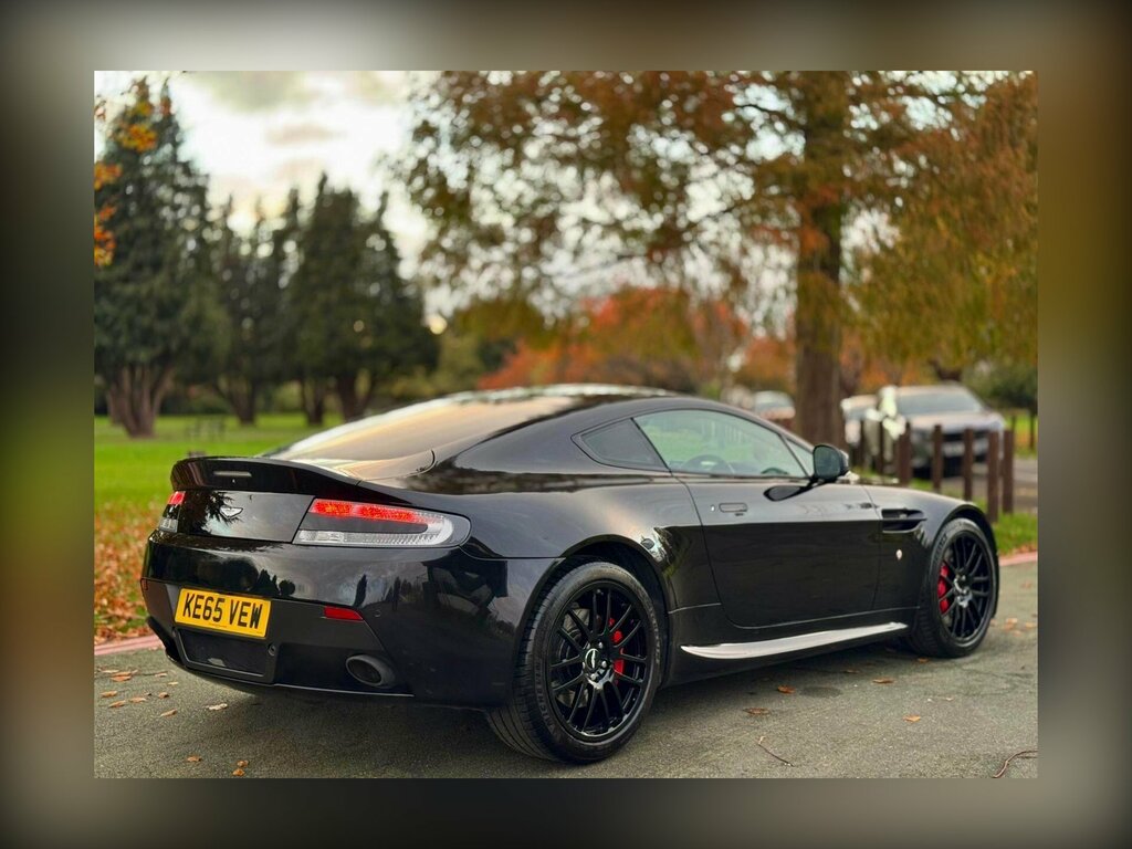 Aston Martin Vantage 4.7 V8 Sportshift II Euro 6 KE65VEW Black #2