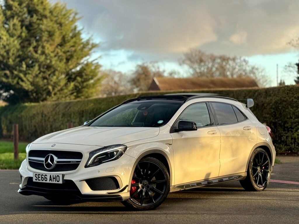 Mercedes-Benz GLA Class 2.0 Gla45 Amg Premium Spds Dct 4Matic Euro 6 S White