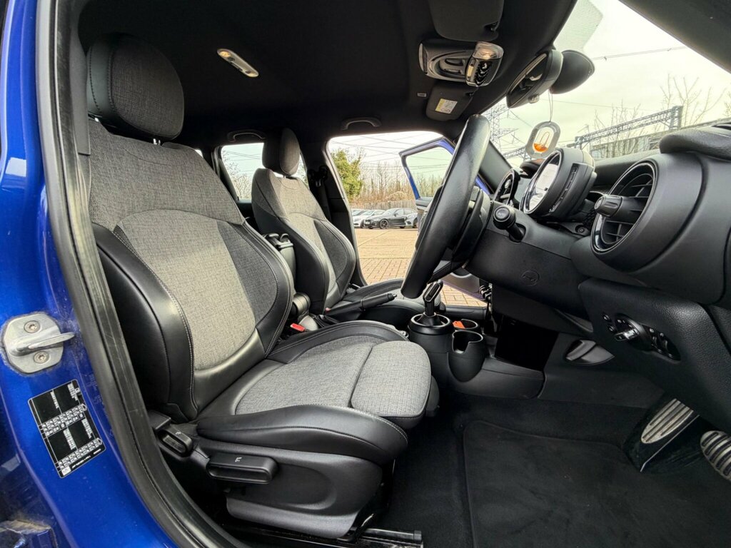 Mini Hatch 2.0 Cooper S Steptronic Euro 6 Ss EY68NHJ Blue #3