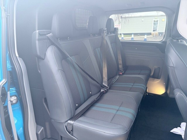 Ford Transit Custom 320 L1 Sport Double Cab In Van 2.5 Duratec 11.8Kwh CV25TJY Blue #2