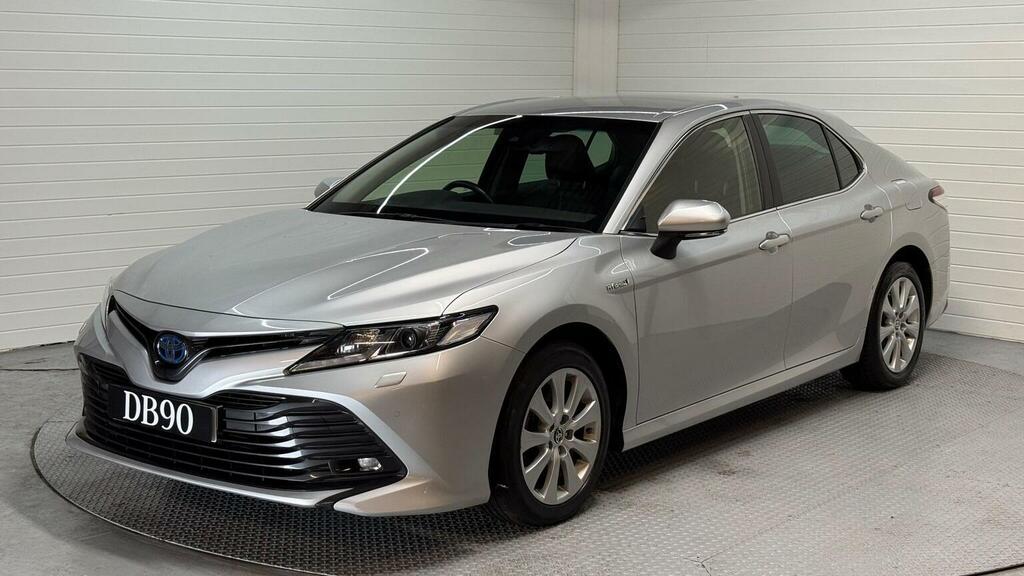 Toyota Camry Saloon 2.5 Vvt-h Design Cvt Euro 6 Ss 2021 Silver #5