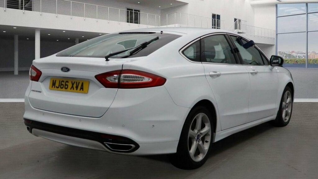Ford Mondeo 2.0 Tdci Titanium Powershift Euro 6 Ss White #5