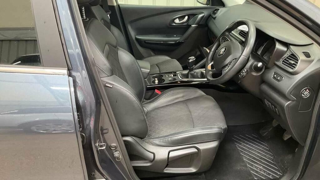 Renault Kadjar 1.3 Tce Iconic Euro 6 Ss MP19OES Grey #2