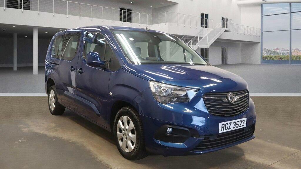 Vauxhall Combo Life 1.5 Turbo D Blueinjection Energy XL Mpv Euro 6 S Blue