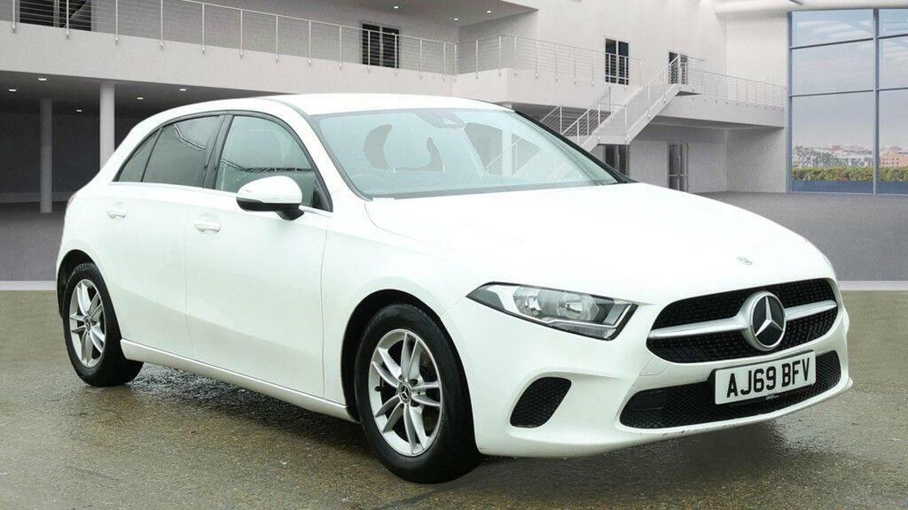 Mercedes-Benz A Class 1.3 A180 Se 7G-dct Euro 6 Ss White