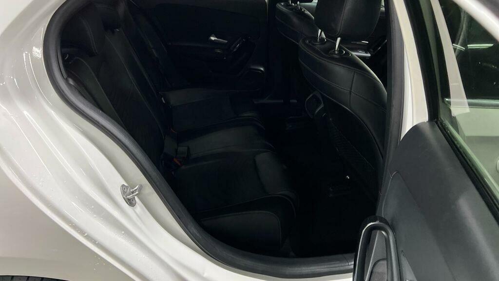 Mercedes-Benz A Class 1.3 A180 Se 7G-dct Euro 6 Ss AJ69BFV White #5