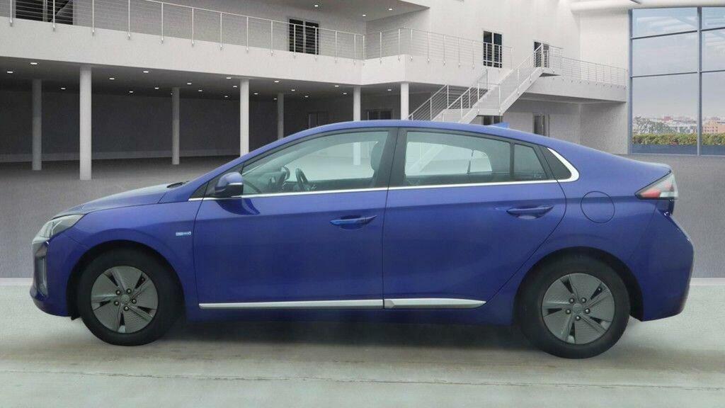 Hyundai Ioniq 1.6 H-gdi Premium Dct Euro 6 Ss BG70XFH Blue #6