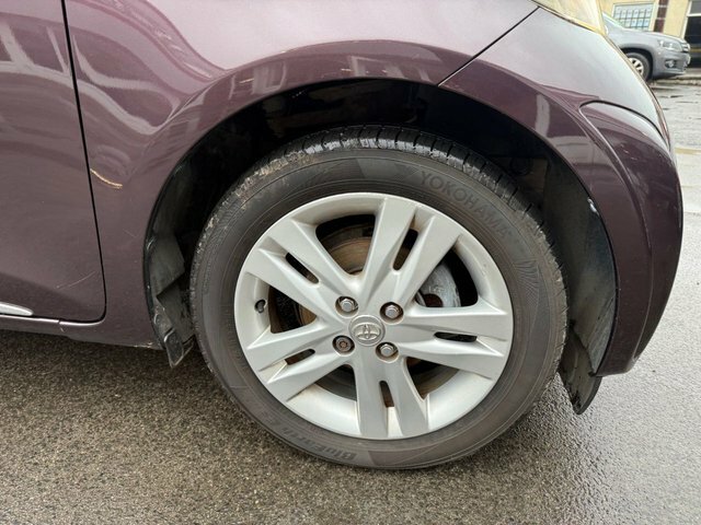 Toyota IQ 1.33 Dual Vvt-i 3 Hatchback Euro Purple #4