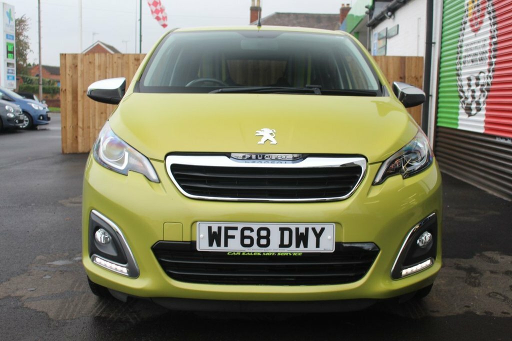 Peugeot 108 1L Collection Green #3