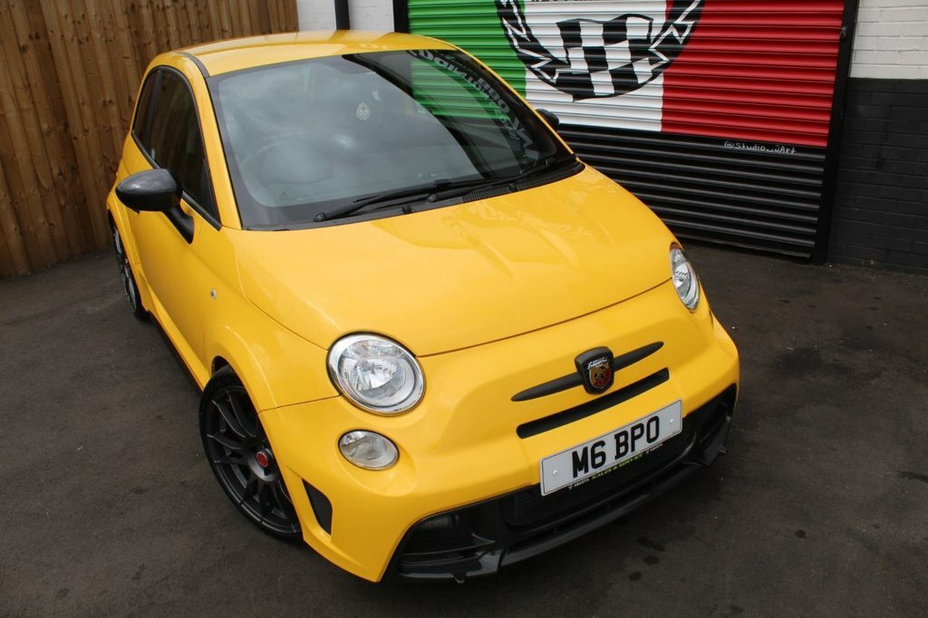 Abarth 695 1.4L Biposto Record Yellow #4