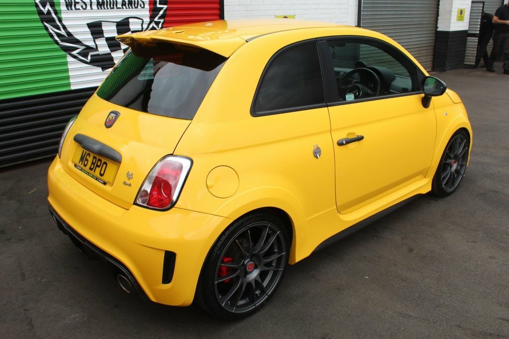 Abarth 695 1.4L Biposto Record Yellow #6