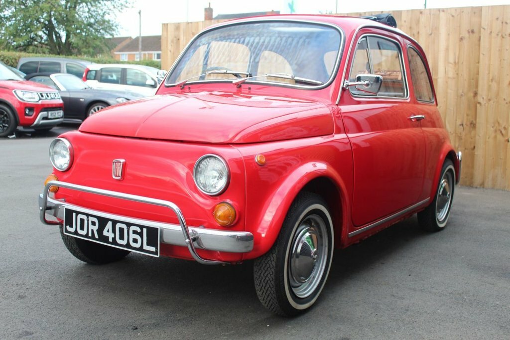 Fiat 500L Saloon Red