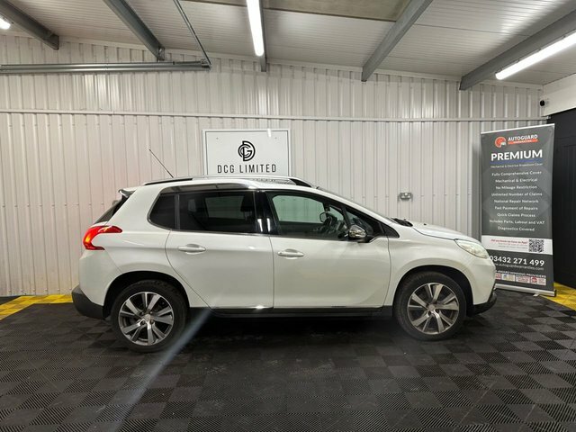 Peugeot e-2008 E-hdi Active White #5