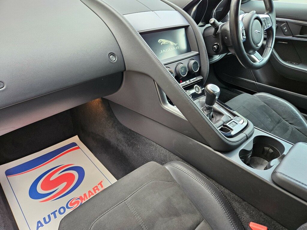 Jaguar F-Type V6 3.0 VN18CPV Blue #3