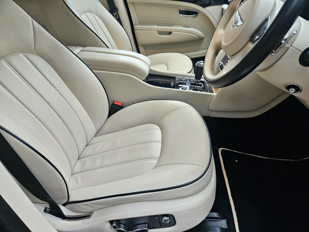 Bentley Mulsanne V8  #19