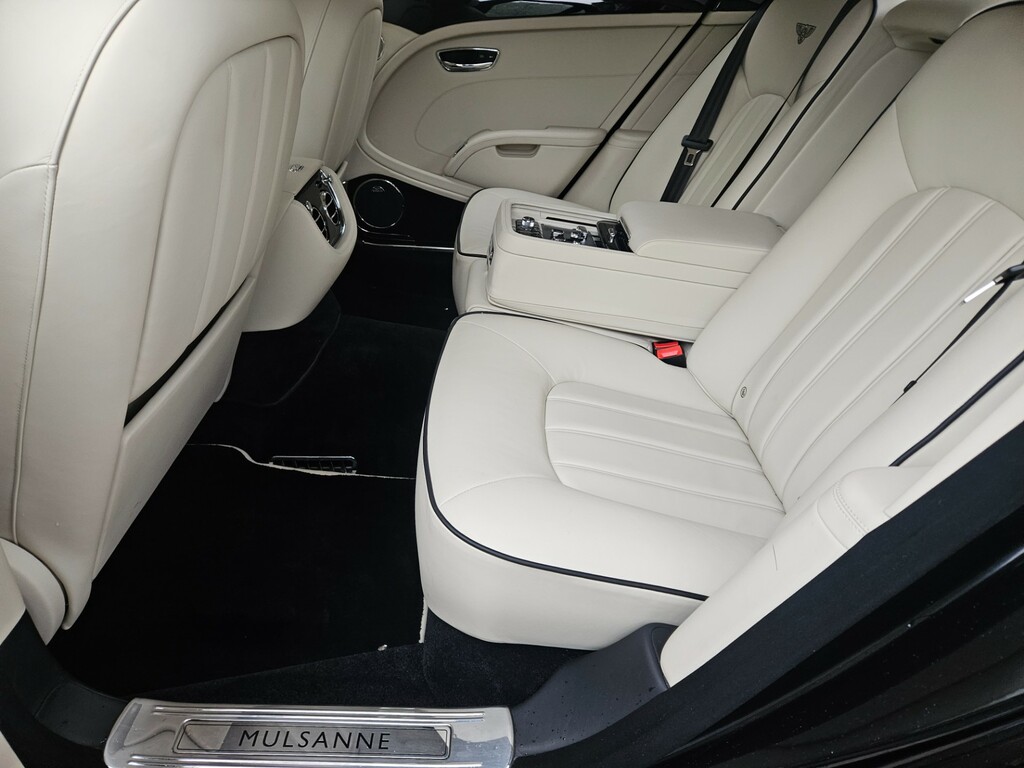 Bentley Mulsanne V8  #25
