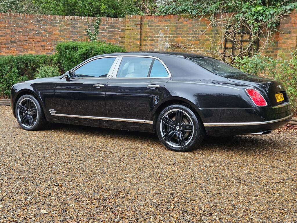 Bentley Mulsanne V8  #18