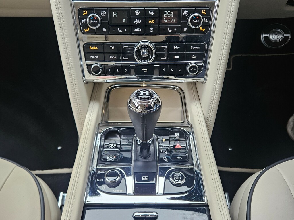 Bentley Mulsanne V8  #31