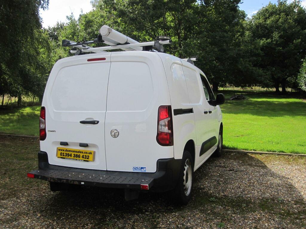 Vauxhall Combo 1.6 Turbo D 2300 Edition L1 H1 Euro 6 Ss 2 FE19OMG White #5