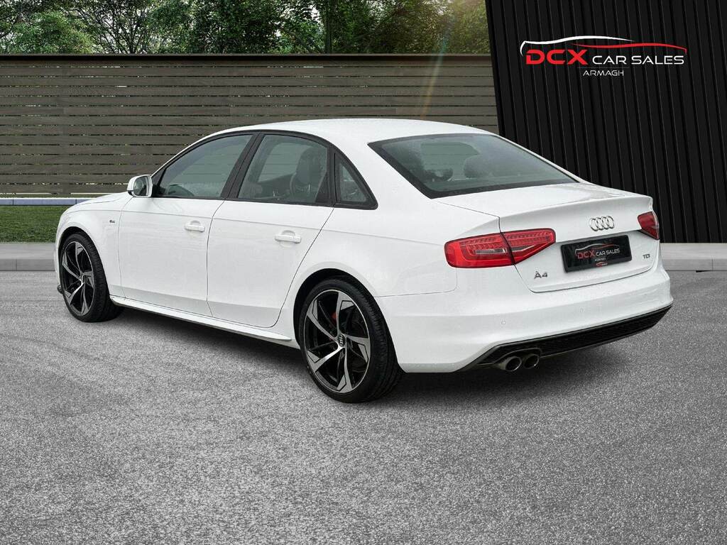 Audi A4 2.0 Tdi 150 Black Edition Multitronic WM64AEN White #5