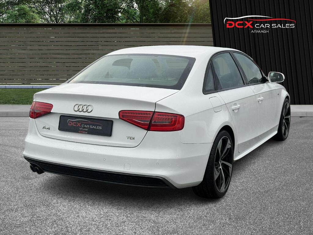 Audi A4 2.0 Tdi 150 Black Edition Multitronic WM64AEN White #6