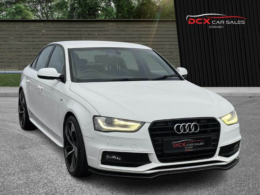 Audi A4 2.0 Tdi 150 Black Edition Multitronic WM64AEN White #2