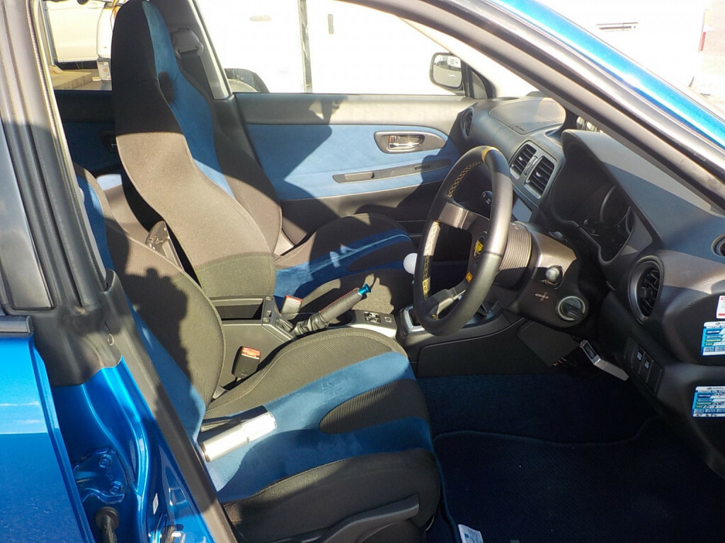 Subaru WRX STI Saloon 2.0 Sti Jdm Twin Scroll Hawkeye 200606 Blue #18