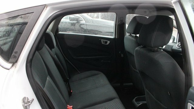 Ford Fiesta Zetec Hatchback MF12HRJ White #6