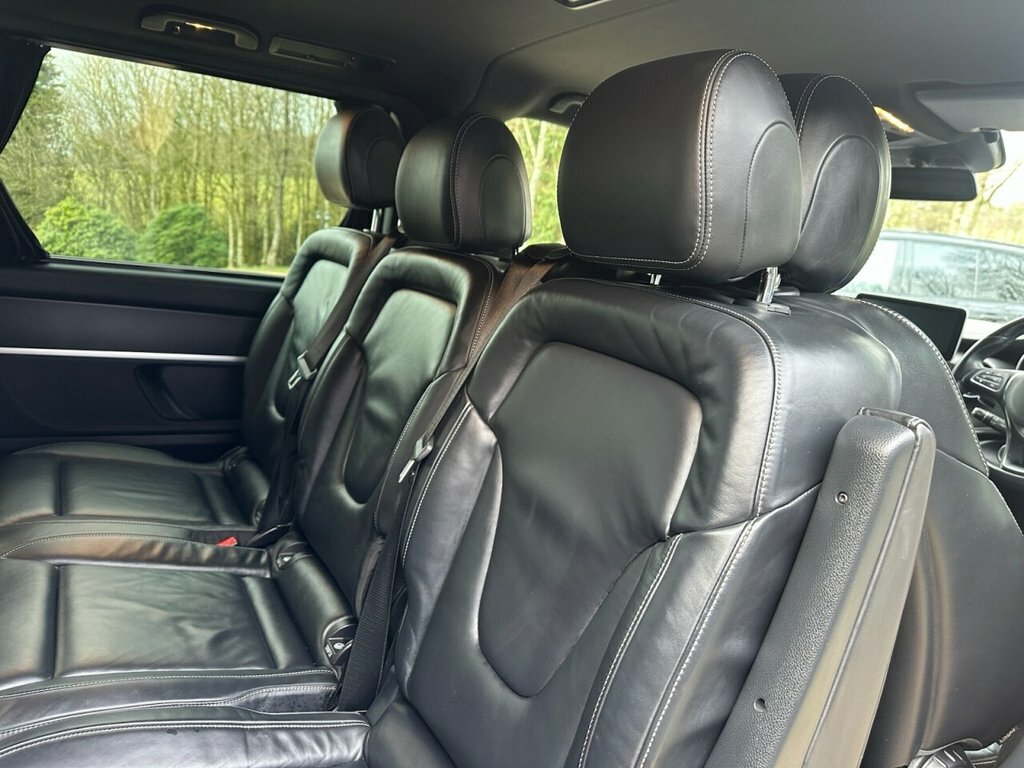 Mercedes-Benz V Class 2L Amg Line Silver #4