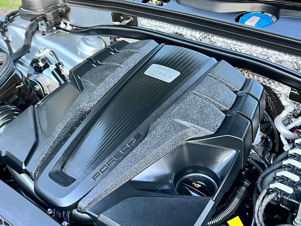 Porsche Macan 2.9L S PL71NBO Silver #3