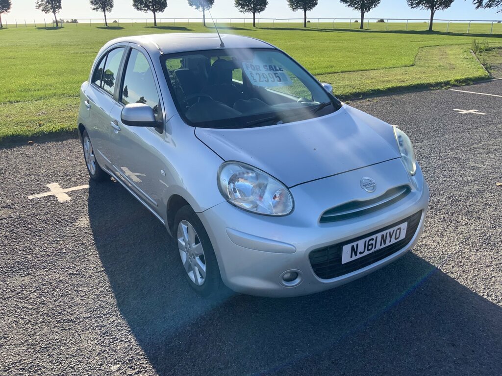 Nissan Micra Acenta 5-Door Silver