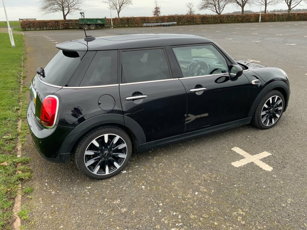 Mini Hatch 1.5 Cooper Exclusive Hatchback E CW10LEW Black #4