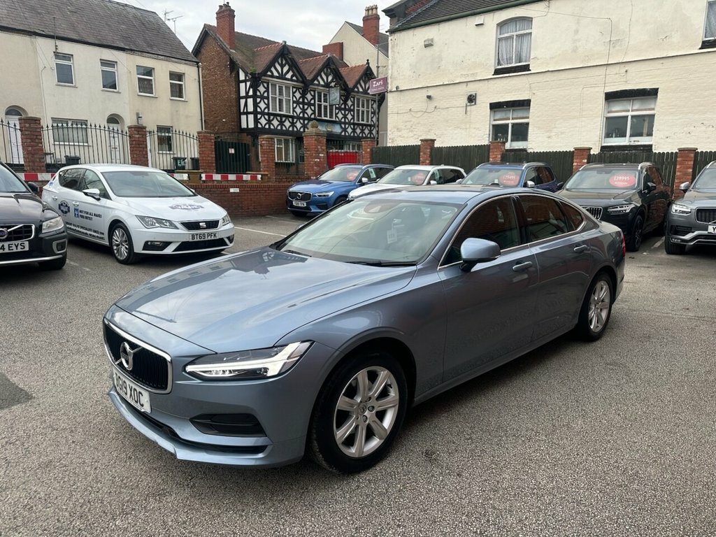 Volvo S90 2L Momentum Plus Blue