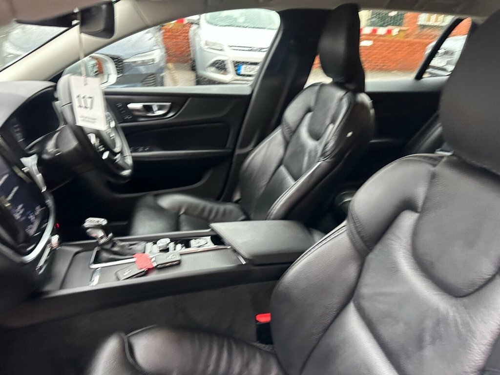 Volvo V60 Cross Country 2L Plus NU70PYT Silver #5