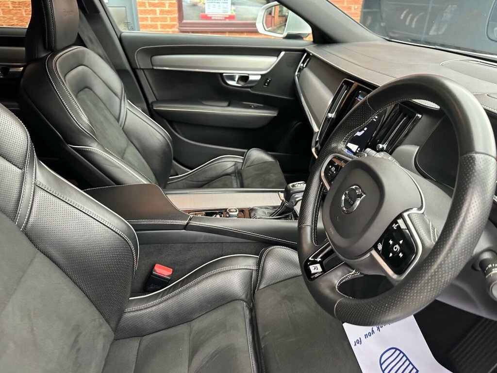 Volvo V90 2L R-design KO19YYW White #3