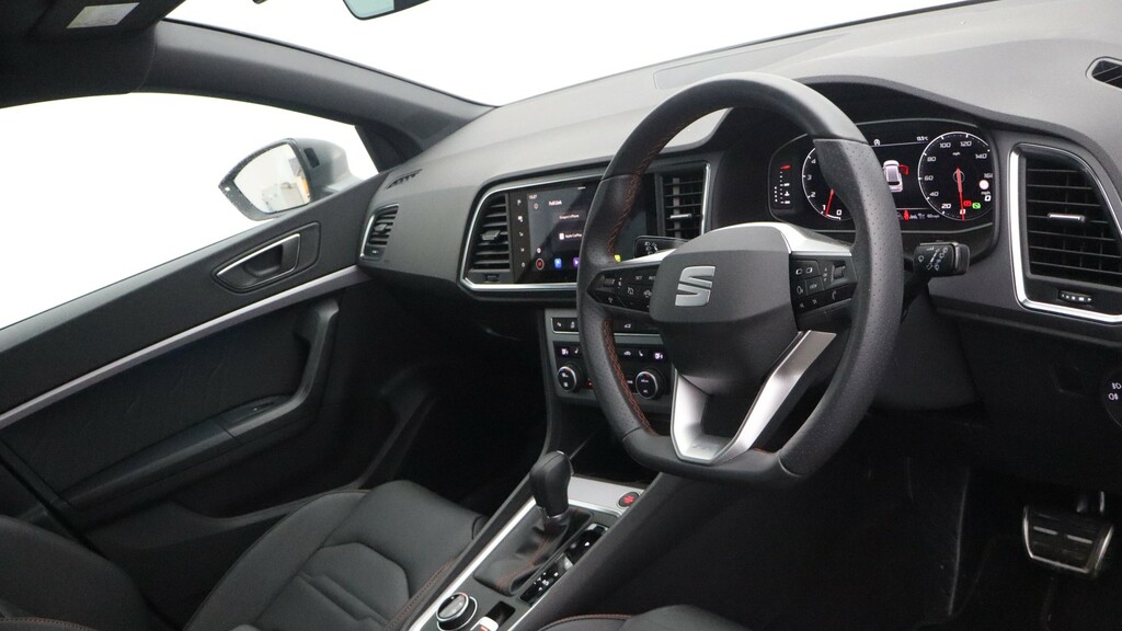 Seat Ateca 1.5 Tsi Evo Fr Black Edition Dsg FT25GWF White #6