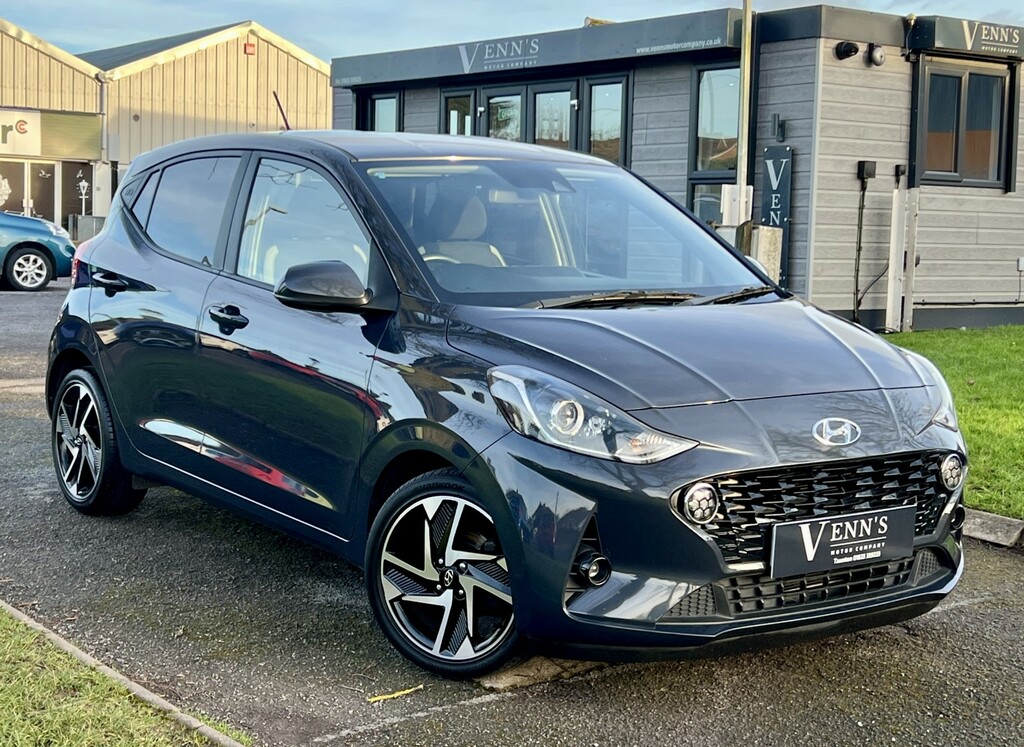 Hyundai I10 Hatchback 1.2 I10 Premium 202222 Grey