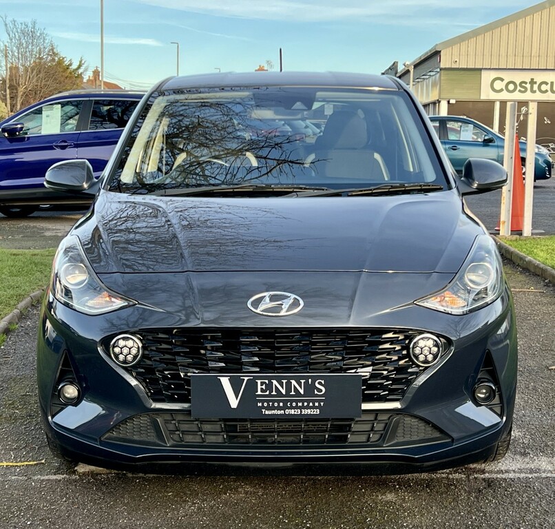 Hyundai I10 Hatchback 1.2 I10 Premium 202222 RO22XYV Grey #2
