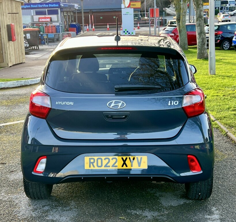 Hyundai I10 Hatchback 1.2 I10 Premium 202222 RO22XYV Grey #6