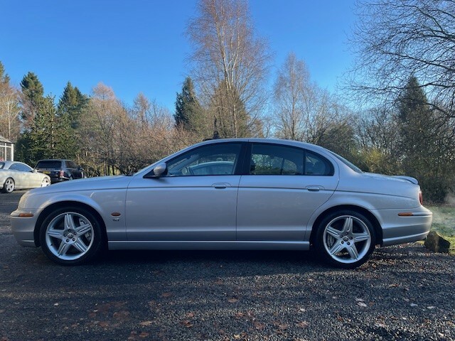 Jaguar S-Type  