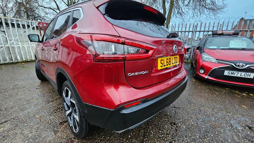 Nissan Qashqai 1.6 Dig-t Tekna Euro 6 Ss Red #6