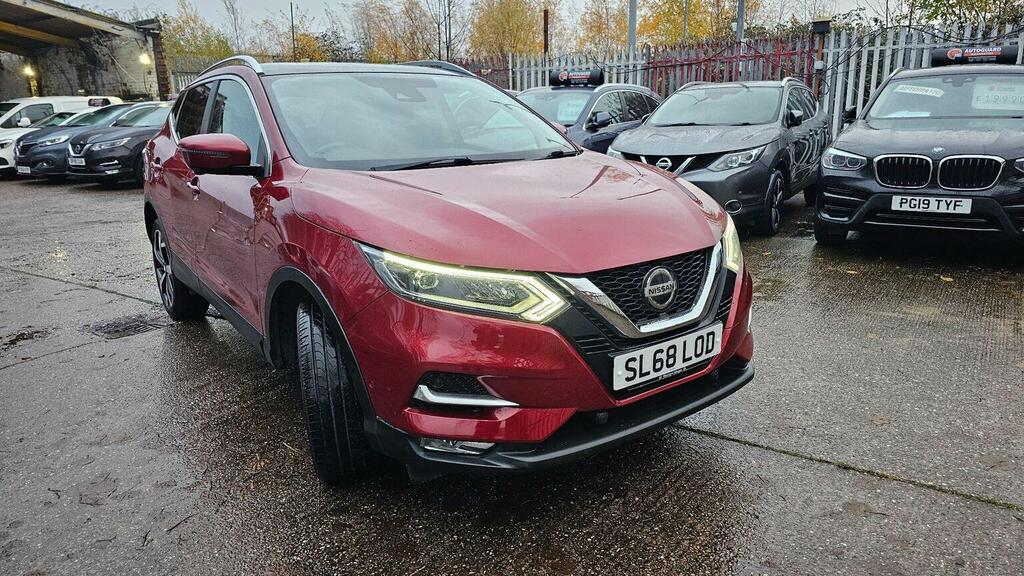 Nissan Qashqai 1.6 Dig-t Tekna Euro 6 Ss Red #2